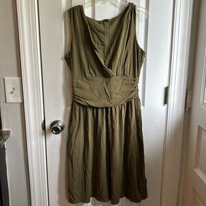 The North Face Olive Green Dress Size Medium